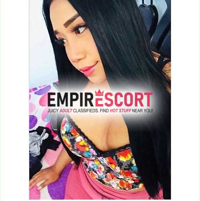 renata mendez 😈 olvídate de las malas atenciones de que sean frías distantes y cortantes contigo ya yo para darte todo mejor de buena atenció