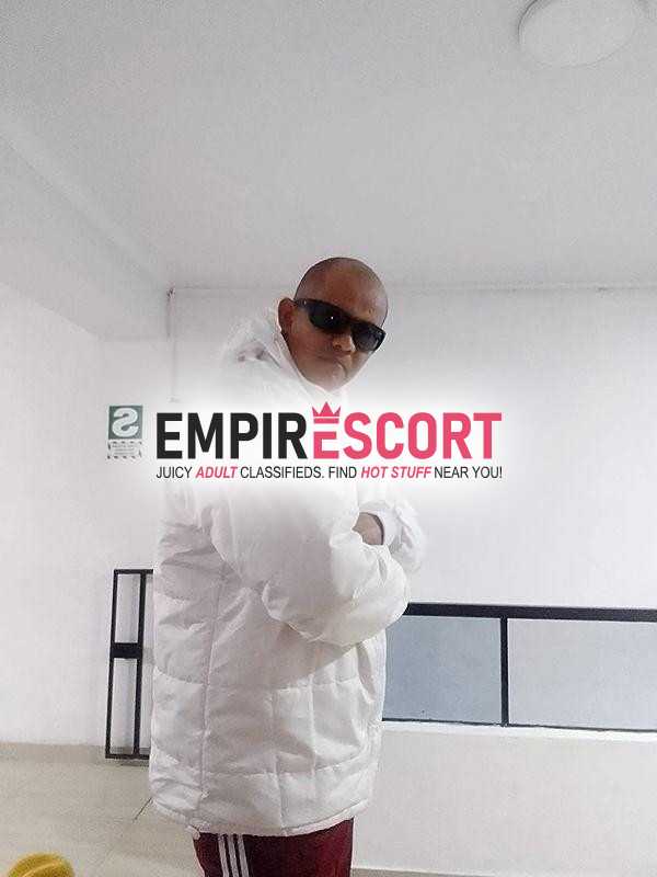 soy versátil sexo entre macho caleta disponible 24 hora