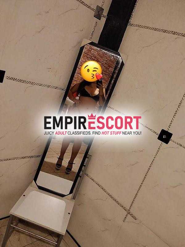 hola mi amor soy dulce ecuatoriana 🇪🇨 cuento havitacion 60 el momento 🍑🔥😘🥰🇪🇨😈