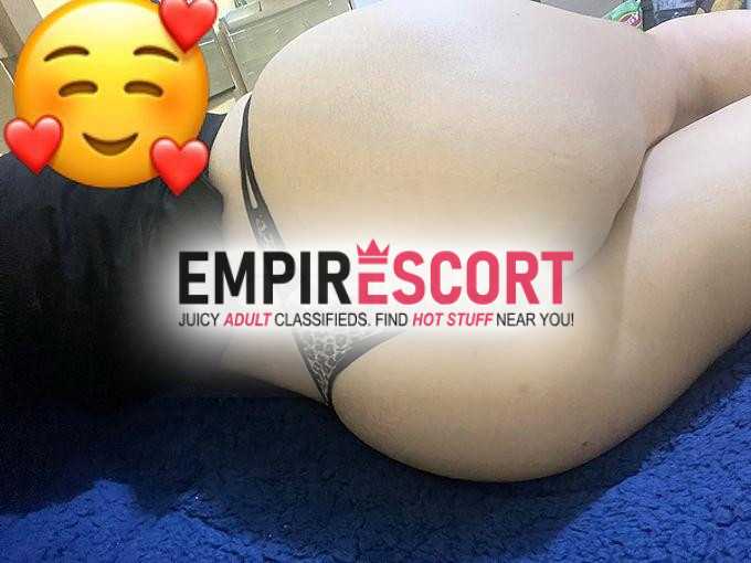 trio🔥juliaybasco🍆🍑ppareja joven realiza trio cambio de comora de contenido