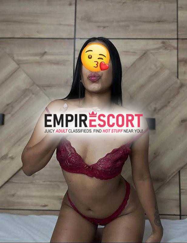 hola papi soy rocío cachera bien rica deseos de que me cojas tu gusto ven y disfruta no te quedes las ganas.