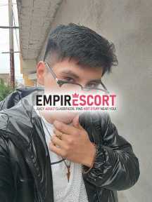 buscas pasarlo en grande 🤫 solo llámame y me tendrás tus pies