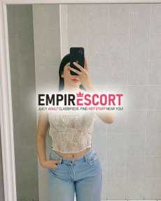 jimena 😊 bonita universitaria de 18 añitos de bonita figura y muy complaciente. tengo depa por conti 😈🫦
