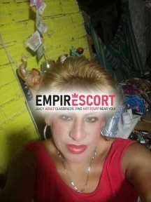 morena clara dotada 🍆🤤versatil caliente muy complaciente y cuento cuarto propio puerta calle caleta 🏡🤤🍆