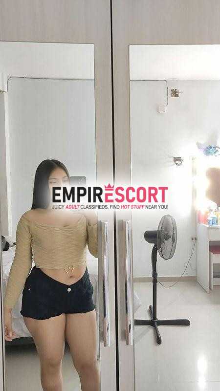 nicoll seÑorita extrovertida y complaciente