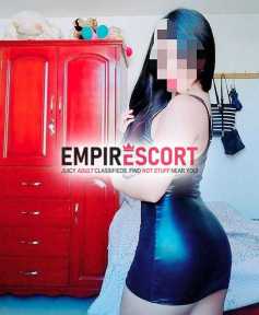 😘😘me encanta lechita en todo mi cuerpo rico y apretadito. soymuy obediente.