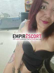 tatuada bisexual fetiches curvy trios