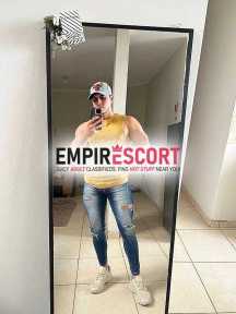 hola gusto tenerte en mi anuncio soy mateo escort hetero masculino mi servicio consta de masaje y buen morbo donde podrás disfrutar de una