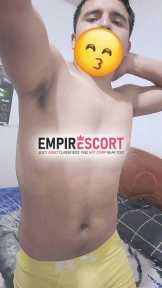 hola chicas guapas soy nando chico arequipeño 24 añitos muy duro y fuerte