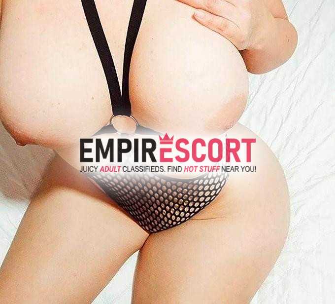 😈rica sexy voluptuosa y traviesa colombiana conchita apretada te sacará leche bien rico🔥😈