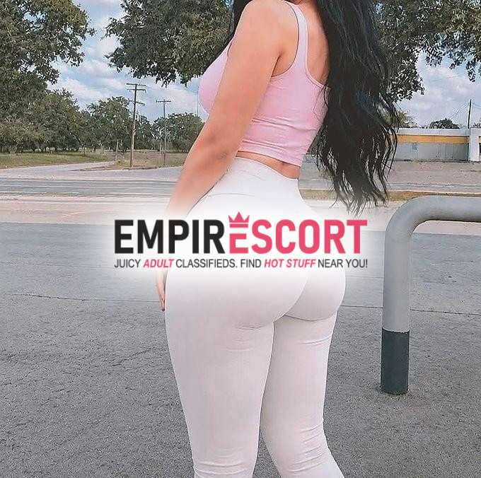 nicol universitaria rica y consentida cariÑosa trato de pareja