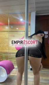 dispuesta cumplir todas tus fantacias