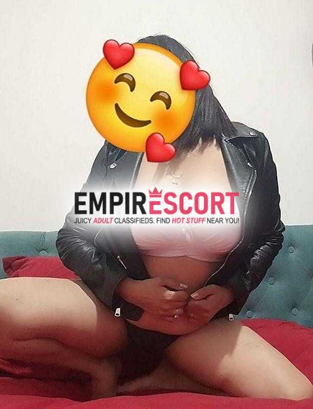 abril madurita🍓💫soy ardiente chica en espera de hombre como tu 💋puedo complacerte. desde delicioso oral al natural 🤤 hasta profundo vagin