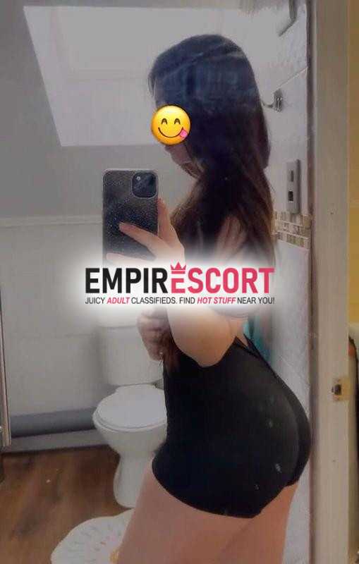 ari 100 hora completa todas las veces que puedas linda jovencita delgada buen cuerpo apretado ya 😚