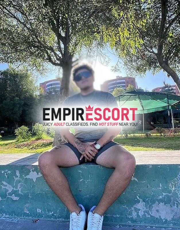 ¡de viaje por estudios en aqp
estudiante de intercambio de 21 años guapo blancon y de rico miembro está disponible para encuentros discretos en aqp