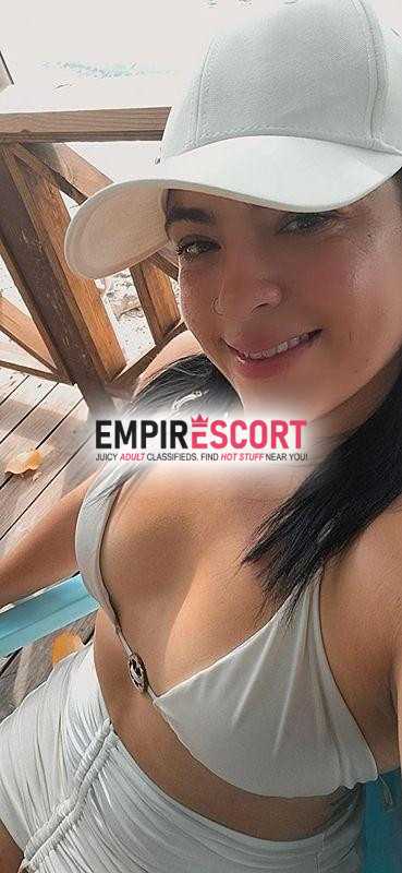 colombiana nuevita estrechita y complaciente. buen trato