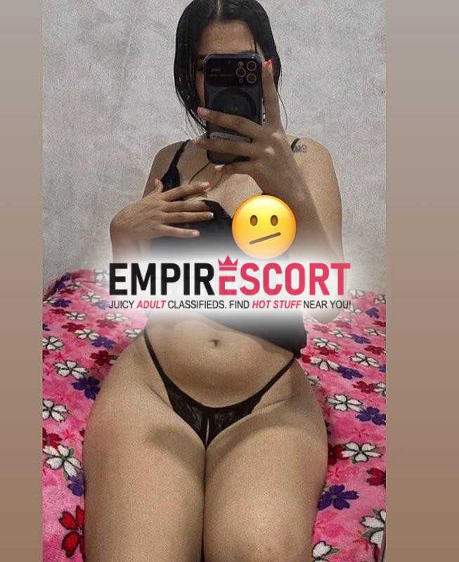 soy mily nueva en esta página 🌙 cuerpo sexy joven y ganas de que me cojan 😋