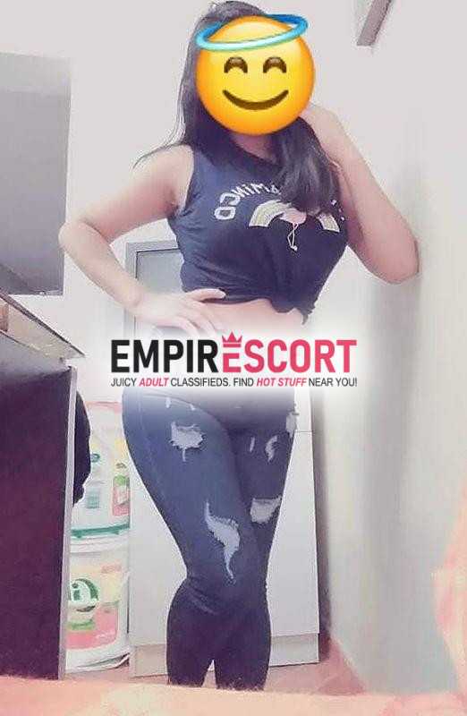 💋karina universitaria peladita muy complaciente. en cama mejor💋