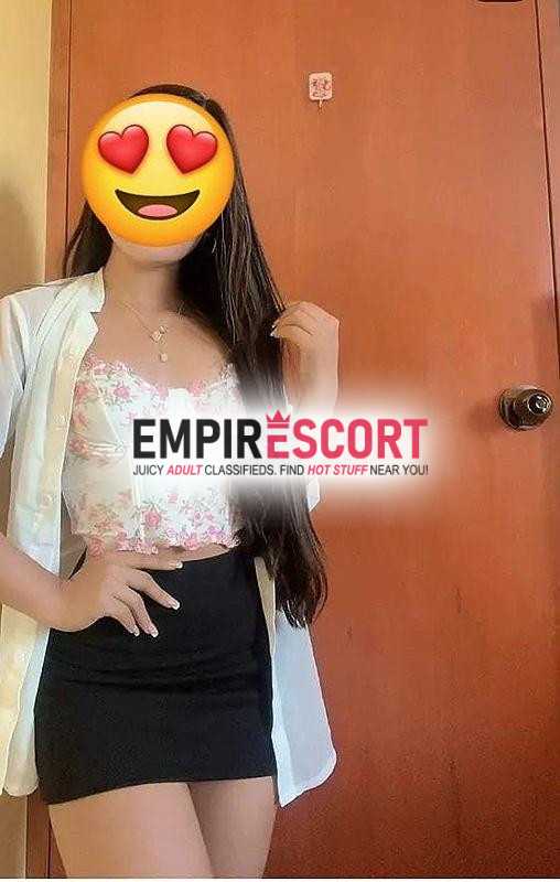 hermosa estudiante nueva y lista para estrenar 🌺😈 habitación propia