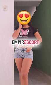 hermosa estudiante nueva y lista para estrenar 🌺😈 habitación propia