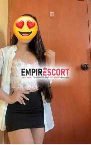 hermosa estudiante nueva y lista para estrenar 🌺😈 habitación propia