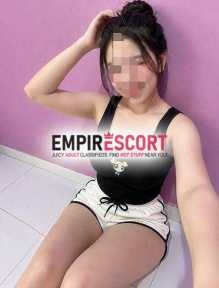 perlita piernona blanca reales desnuda completa todas las posiciones bebe