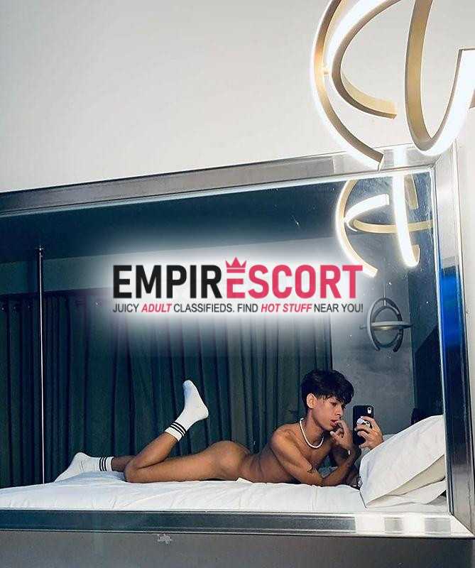 kat chico twink versátil