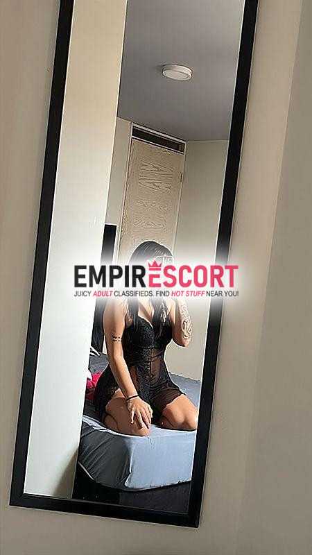 recien llegada para sacarte toda lechita papi