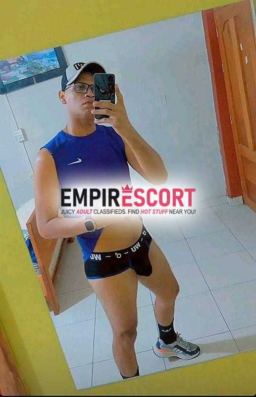 moreno arrecho recien llegado
 👀21 cm nada de flacidez 😈👀