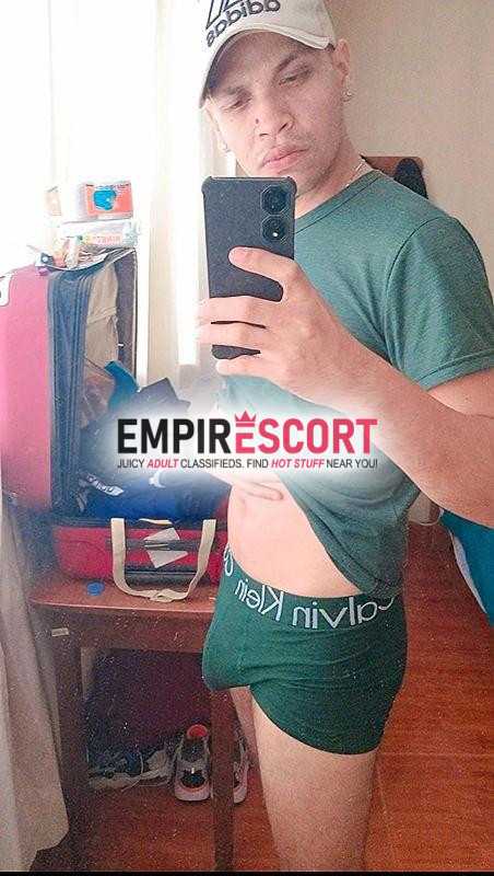 moreno arrecho recien llegado
 👀21 cm nada de flacidez 😈👀