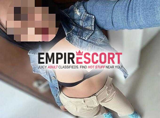 😜😜me encanta lechita en todo mi cuerpo rico.