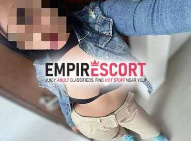 😜😜me encanta lechita en todo mi cuerpo rico.