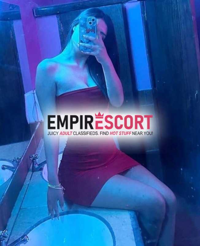trato de parejas linda señorita