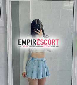 jimena 😊 bonita universitaria de 18 añitos de bonita figura y muy complaciente. tengo depa por conti 😈🫦