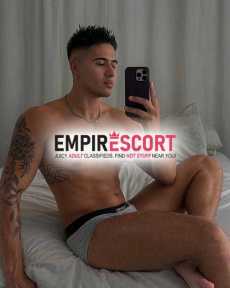 soy patrick dotado 21cm disponible para que pasemos rato agradable tengo full contenido rico hago videollamada paja y leche no cuento sitio🤫