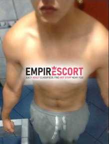 joven - entrenador de musculaciÓn - fit