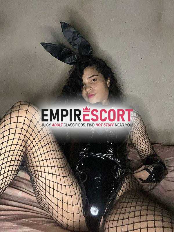 hermosa real 😈 full poses apretadita 💋 atiendo en lencerÍa