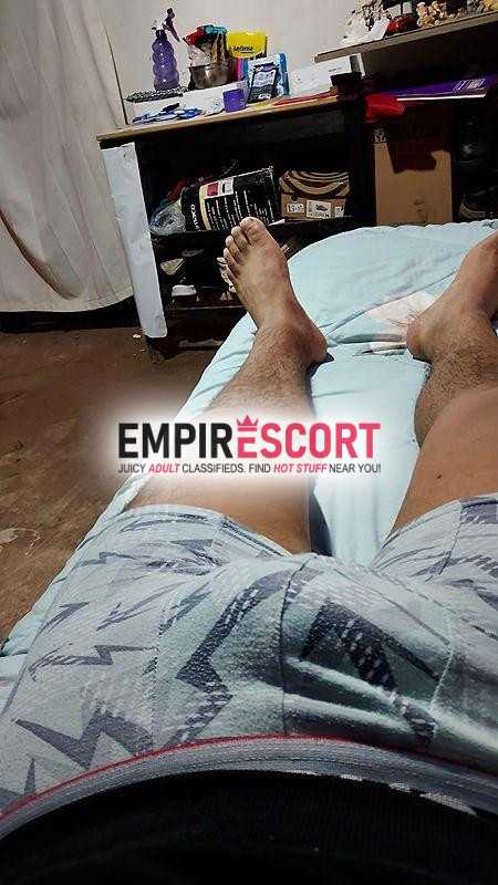 aquí para complacerte nada gratis
