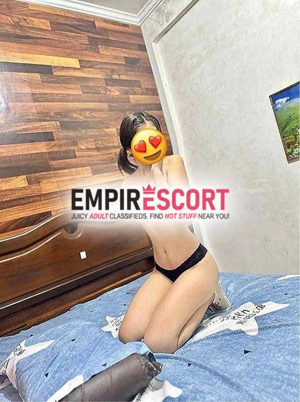 ✨delgadita muy sensual✨