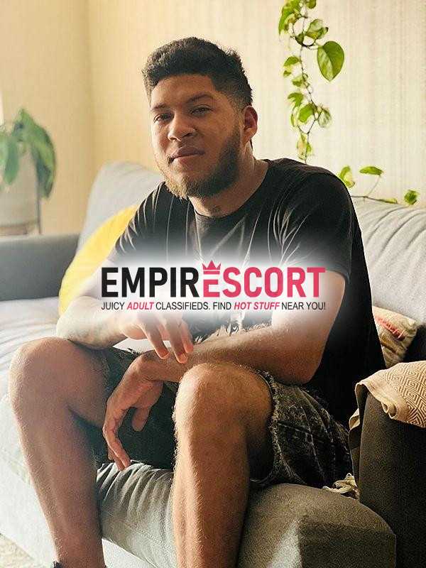 llegó tu macho dominante