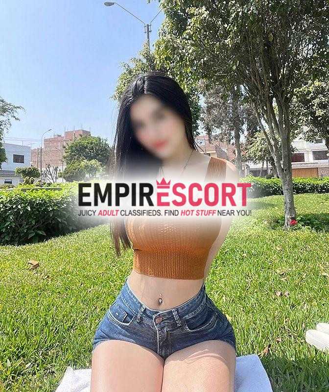 soy preciosa universitaria de 20 aÑos disponible por pocos dias