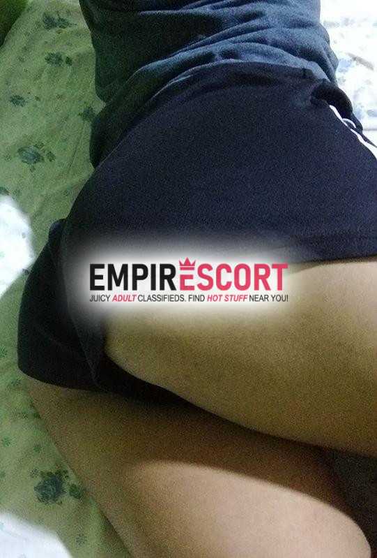joven culonsita ganas de sacarte toda cremita sabrosa