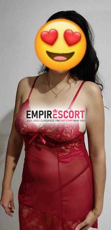 madurita caliente dispuesta todo