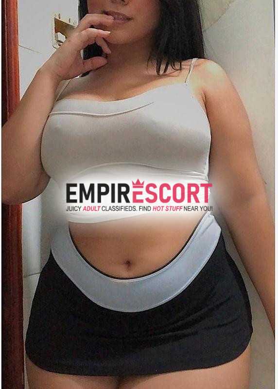 sheyla charapita exuberante caderona pechos grandes hermosas piernas guapa agarradita muy sexual