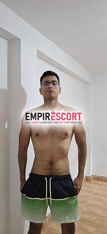 joven hace de todo para darte placer