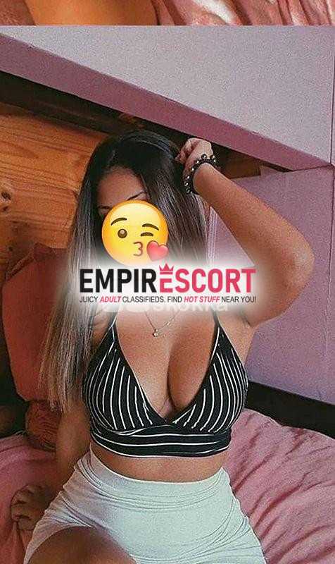 🥵tetona 🍒 estrechita te chupare peladito 🤤 por los dos lados 🍑🐚