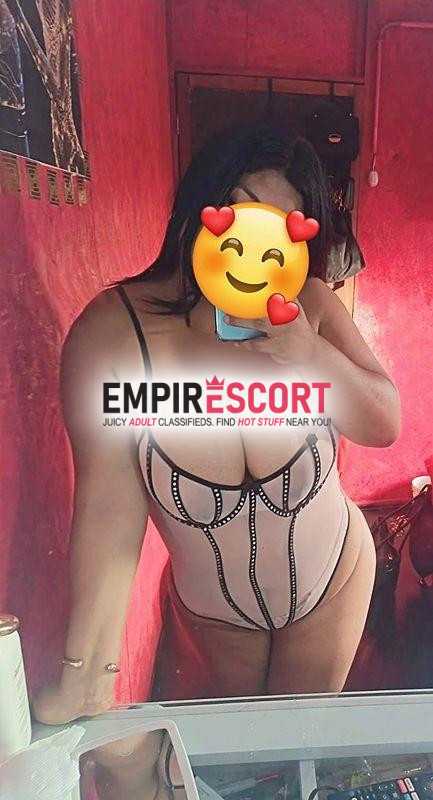 mia 😘 ❤️ real tetona porfavor ver mis fotos renovadas de casa reales 30 aÑos madurita dispuesta aserte oral natural 😋🍆