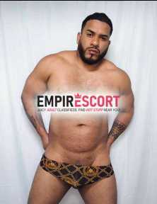 macho alessandro
actor porno peruano 🇵🇪
20cm de verga grande gruesa y cabezona 100 reales