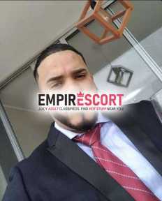 macho alessandro
actor porno peruano 🇵🇪
20cm de verga grande gruesa y cabezona 100 reales