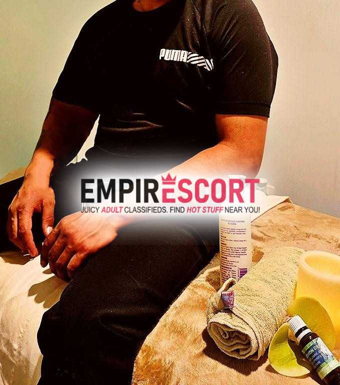 terapista masajista profesional sitio oso robusto peruano